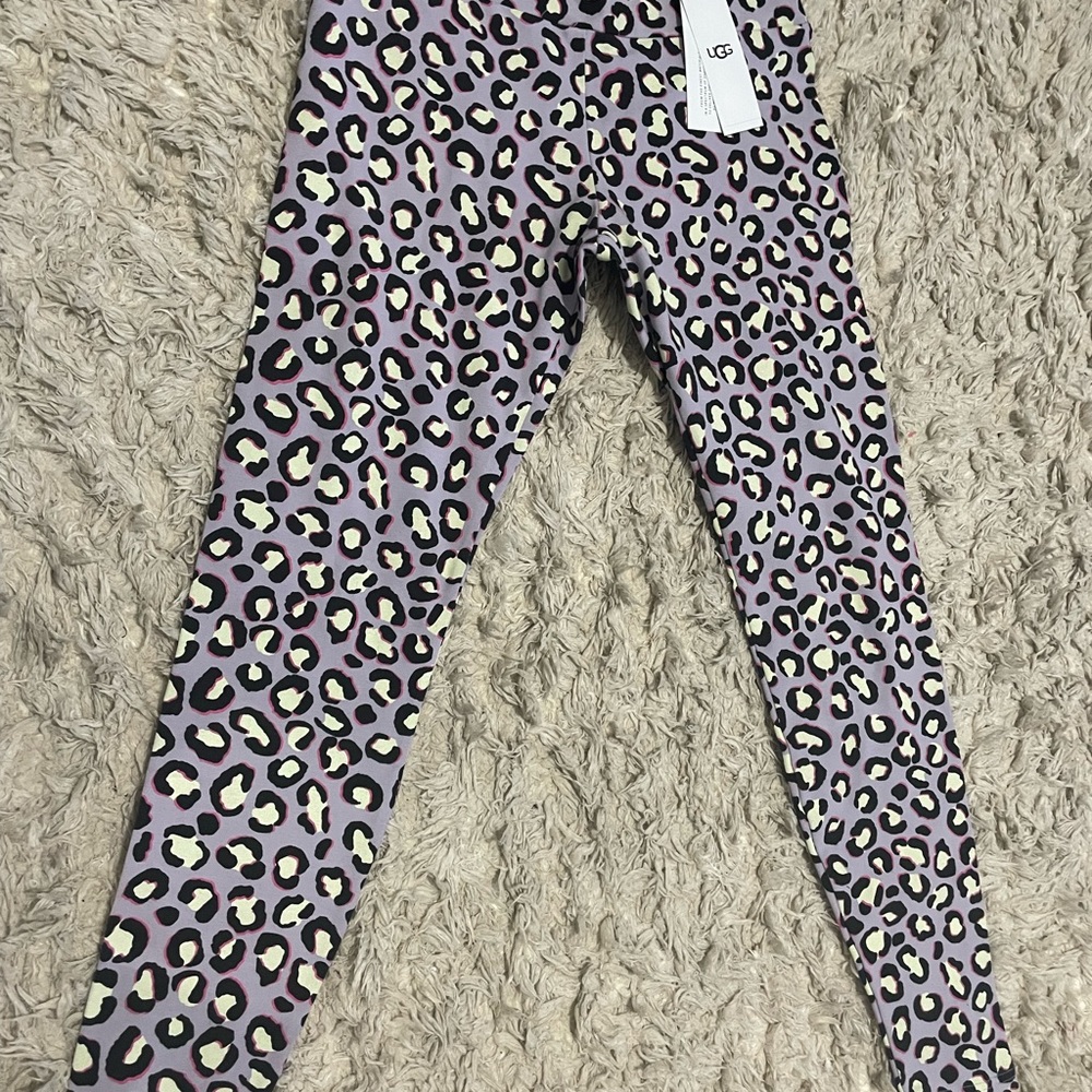 Medium Women’s Ugg Leggings